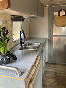 MOBILE HOUSE