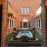 FINE ART MUSEUM